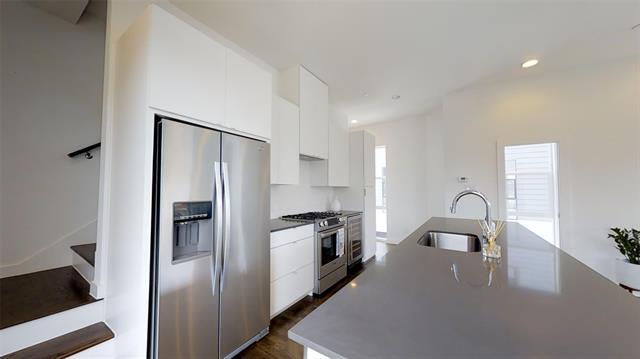 Building Photo - 4901 Live Oak St