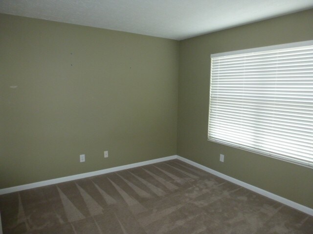 Building Photo - 924 Bamburgh Dr