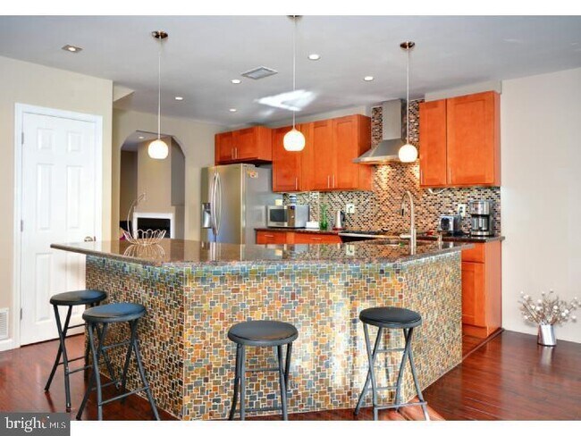 Building Photo - 1804 Worthington Dr