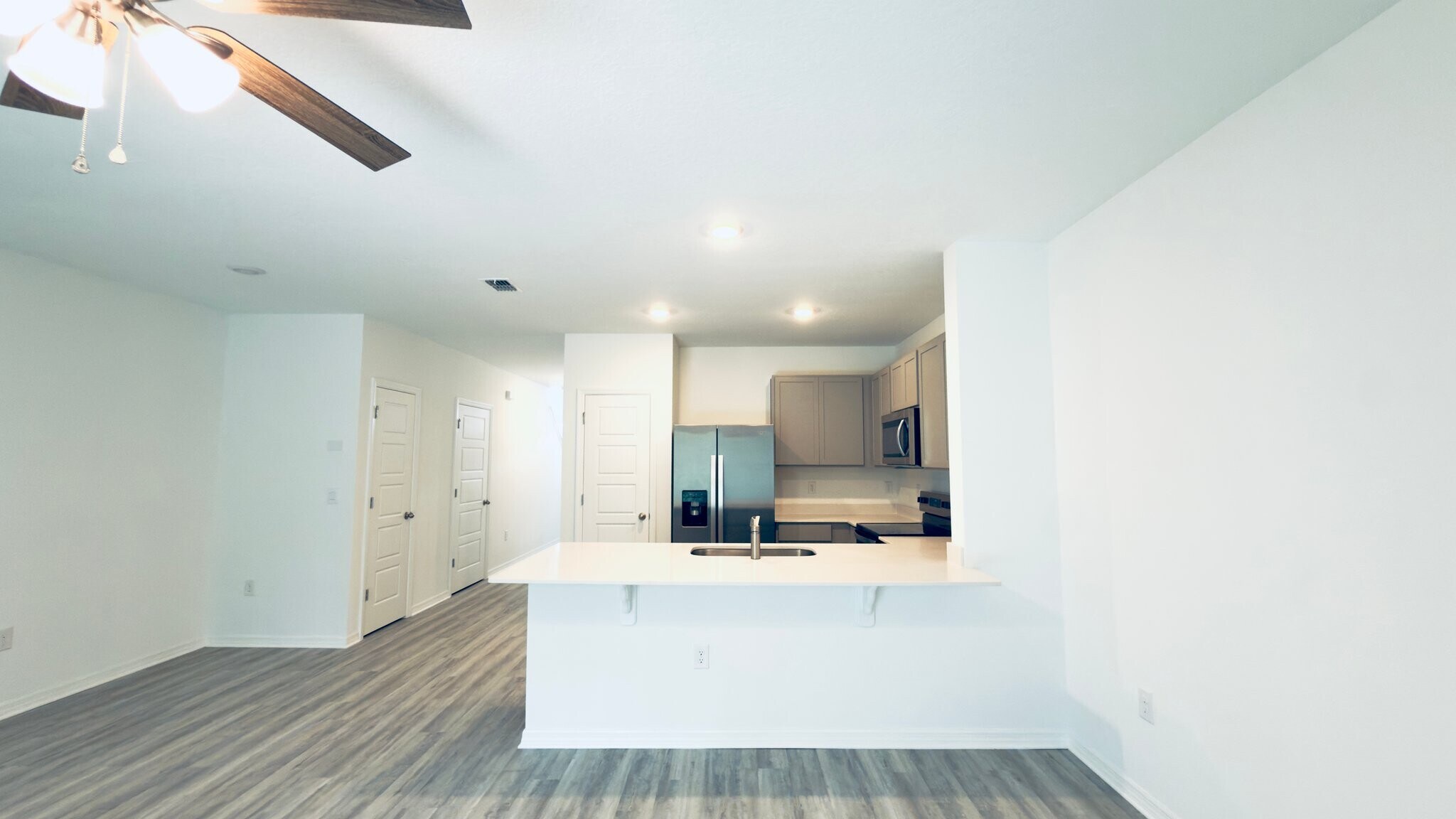 Building Photo - 2947 Canary Ave