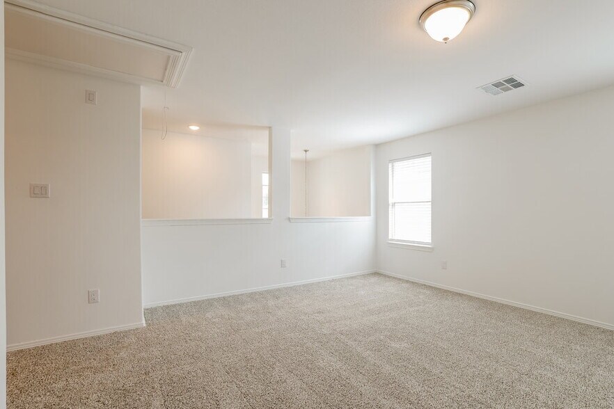 Building Photo - 16626 Spirit St