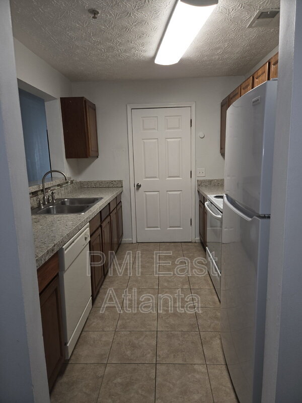 Building Photo - 8104 Waldrop Pl