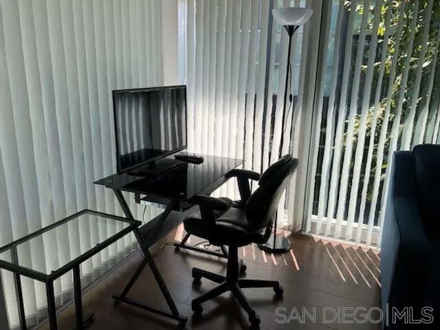 Building Photo - 101 W Market St