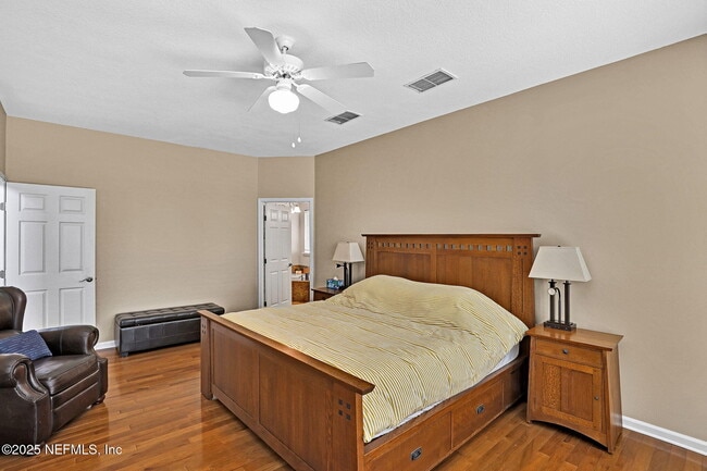 Building Photo - 4389 Seabreeze Dr
