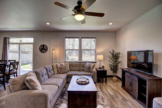 Building Photo - 108 Antelope Trl