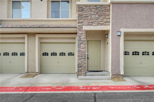 Building Photo - 673 Peachy Canyon Cir