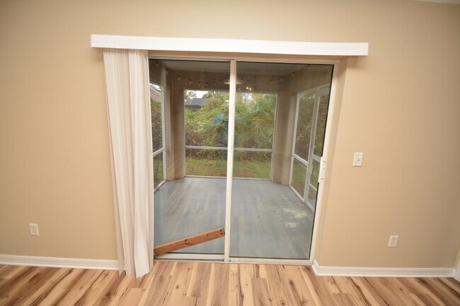 Building Photo - 44 Pine Hurst Ln