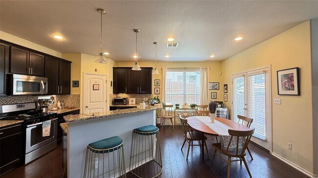 Building Photo - 9829 Milla Cir