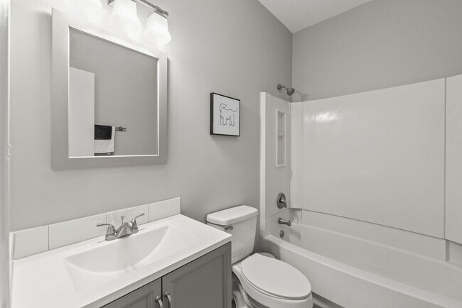 Building Photo - Beautifully Remodeled 4BR Ranch in Matthews