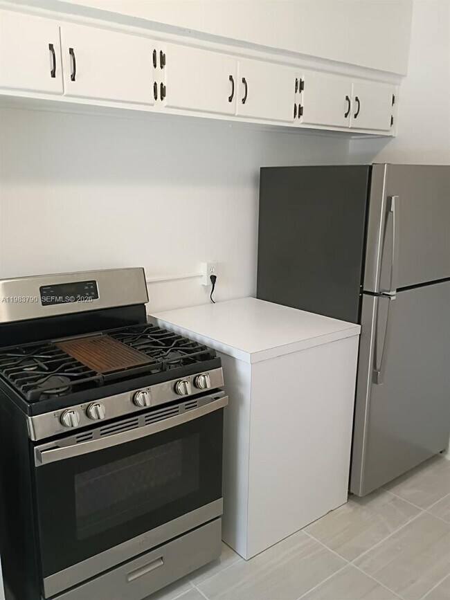 Building Photo - 235 83rd St