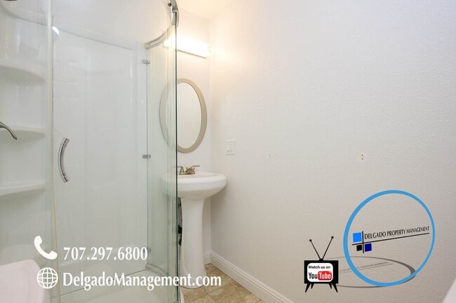 Building Photo - East Vallejo historic home with modern upgrades