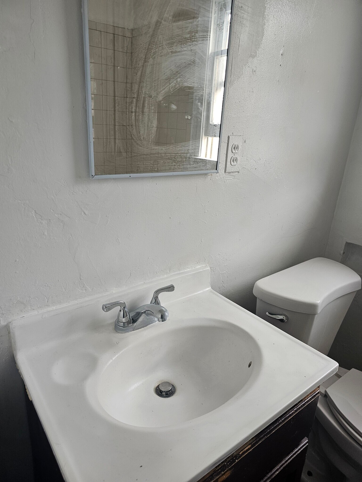 Bathroom - 2305 Hauser Blvd