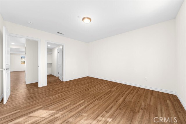 Building Photo - 5639 Huntington Dr
