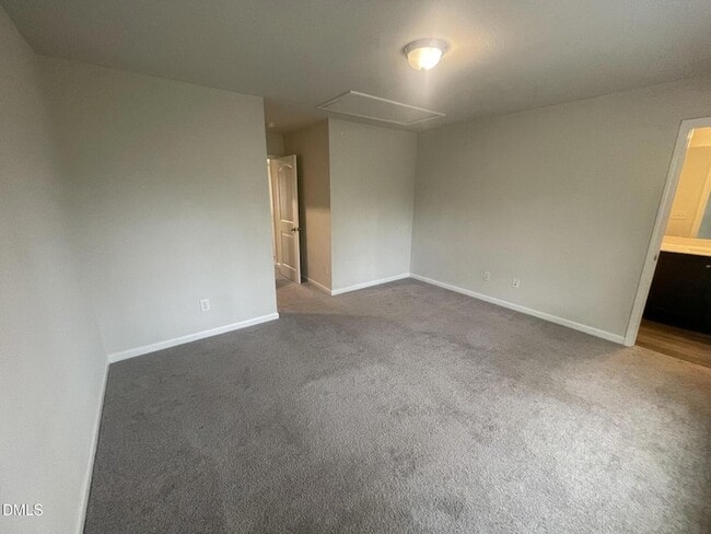 Building Photo - 2048 Wiggins Village Dr