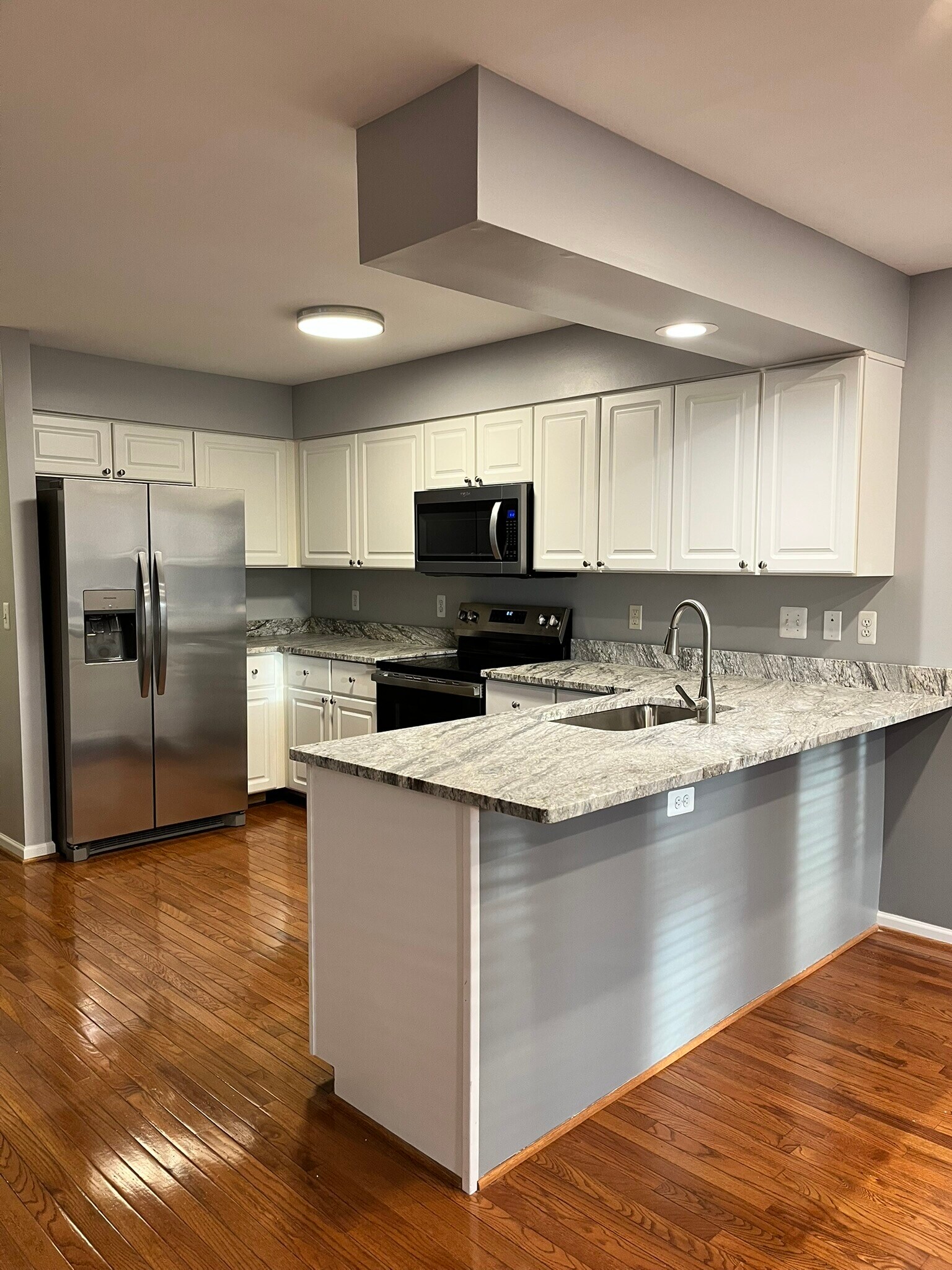 Building Photo - 4455 Park Place Dr