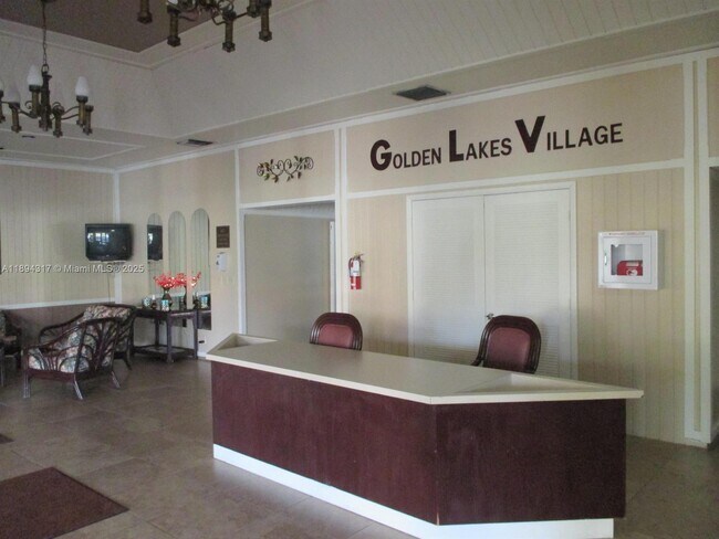 Building Photo - 147 Lake Carol Dr