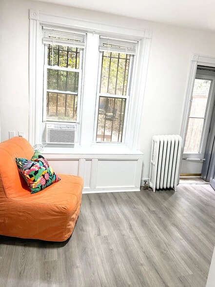 Building Photo - 320 A W 135th St