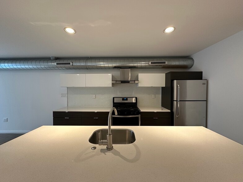 Building Photo - 1443 N Franklin St