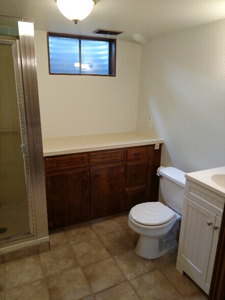 Building Photo - 800 N 10th St