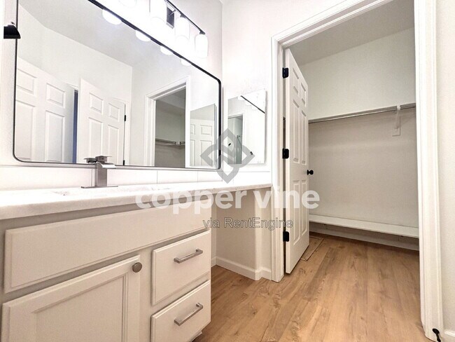 Building Photo - 12943 Lafayette St