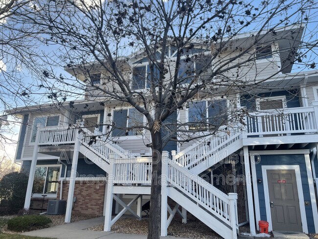 Building Photo - 5014 Everett St