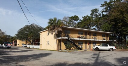 Building Photo - Villager