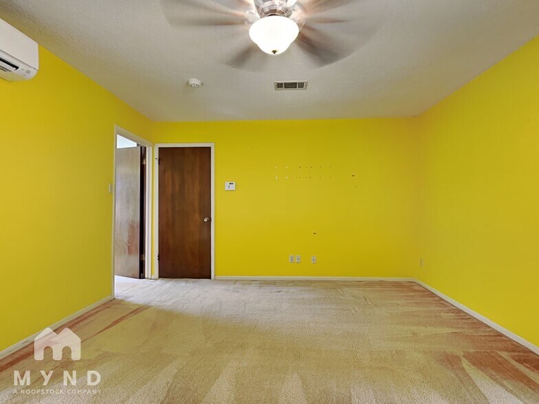 Building Photo - 7310 Treewater Dr