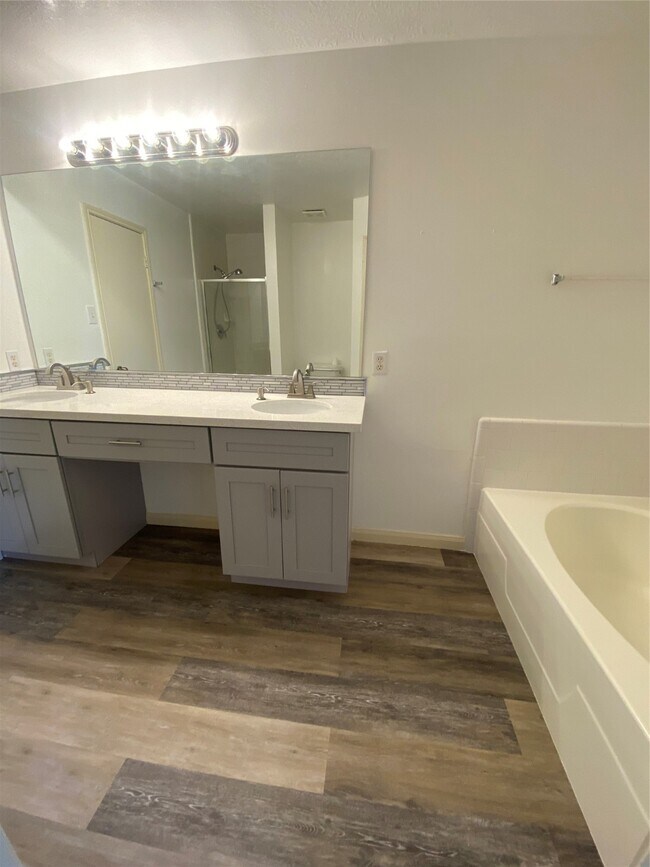 Building Photo - 4203 Breckenridge Dr