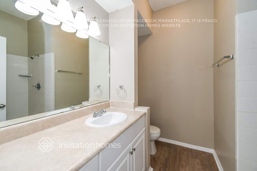 Building Photo - 8005 Weather Vane Dr