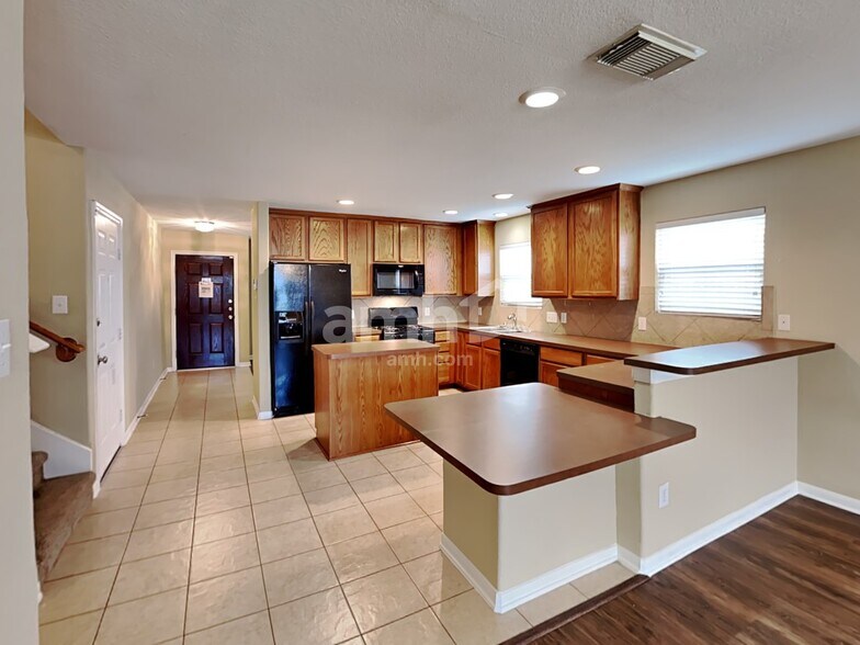 Building Photo - 1022 Yorkshire Hollow Ln