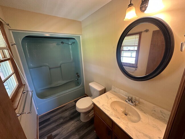 Building Photo - 1766 Turkey Creek Loop