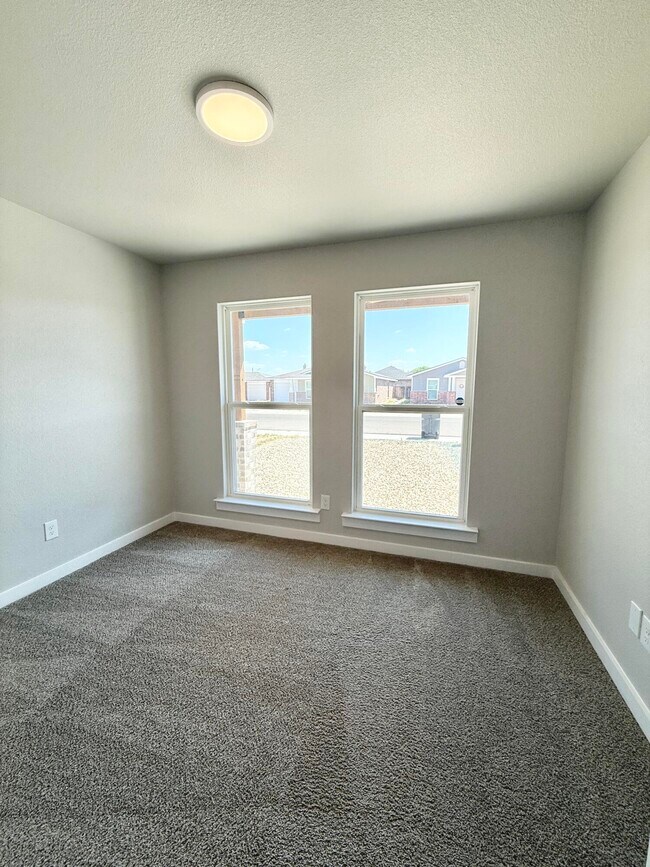Building Photo - 3410 Tiffin Ave