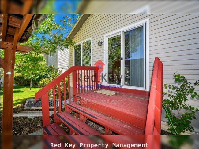 Building Photo - Brienne Way Single Family Home