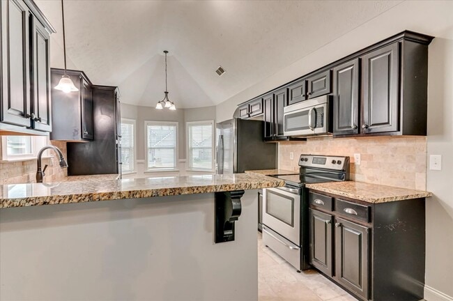 Building Photo - 655 Shipley Ave