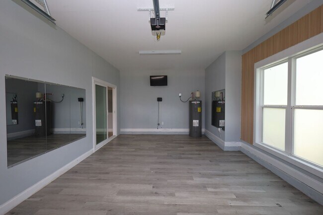 Building Photo - 3962 Buckhorn Ridge