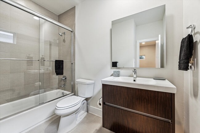 Building Photo - 2204 Cortijo Pl