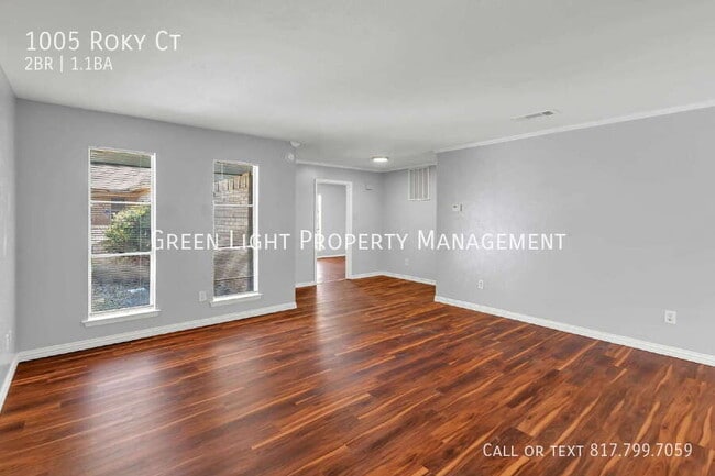 Building Photo - 1005 Roky Ct