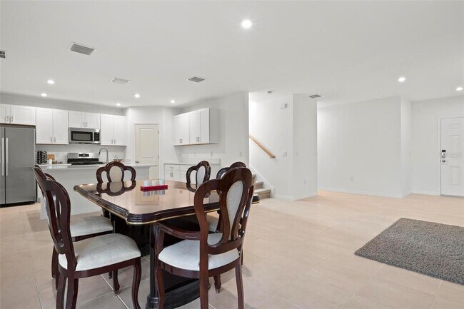 Building Photo - 6305 Springmont Lp