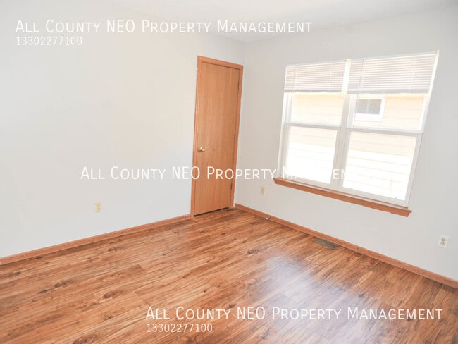 Building Photo - 1641 Coventry Rd