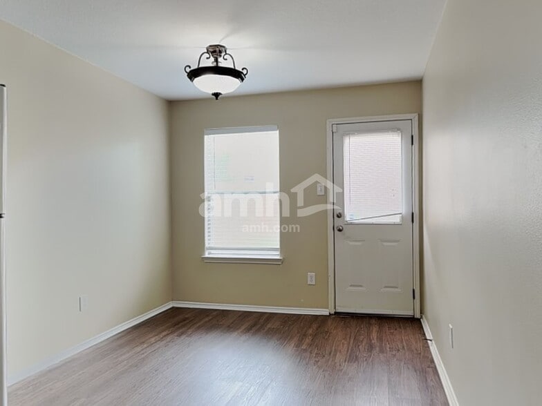 Building Photo - 18798 Prairie Larkspur Dr