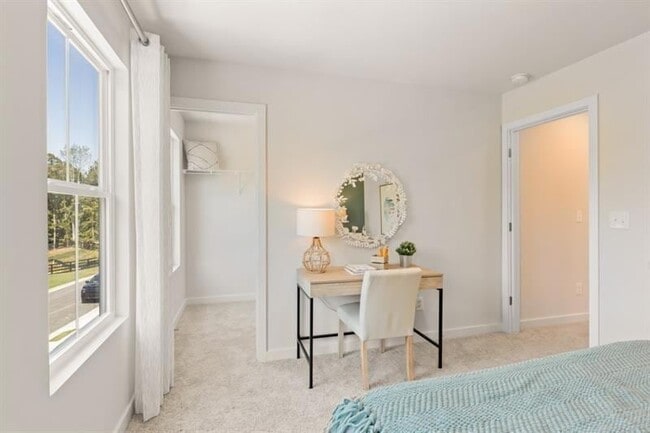 Building Photo - 1705 Harper Lily Ln