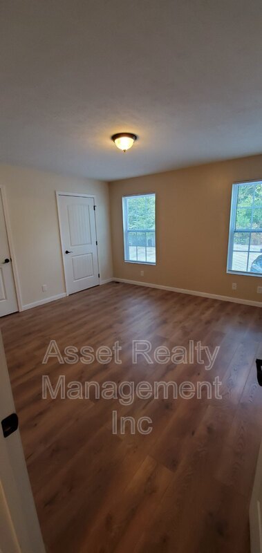 Building Photo - 302 Joel Rd