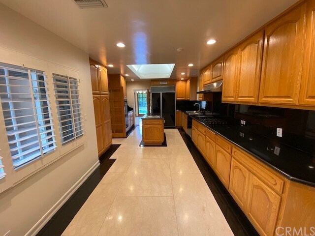 Building Photo - 4629 Forman Ave