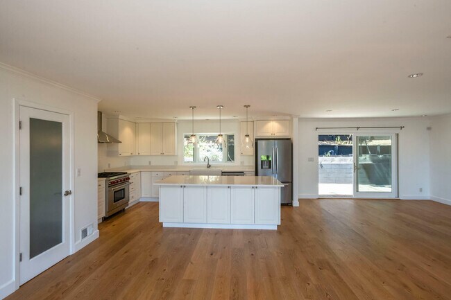 Building Photo - 920 Stagi Ct