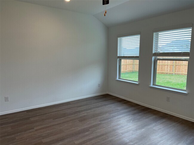 Building Photo - 3711 McCrary Falls Wy