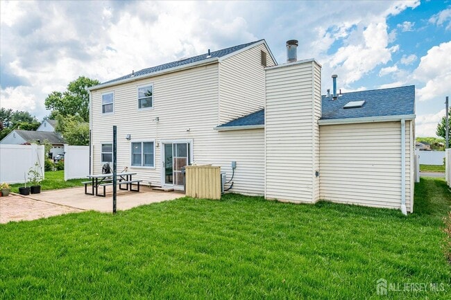 Building Photo - 40 Azalea Dr