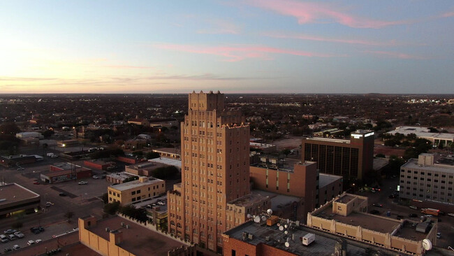 Building Photo - Hotel Wooten