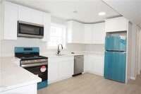 Building Photo - 359 Willard Ave