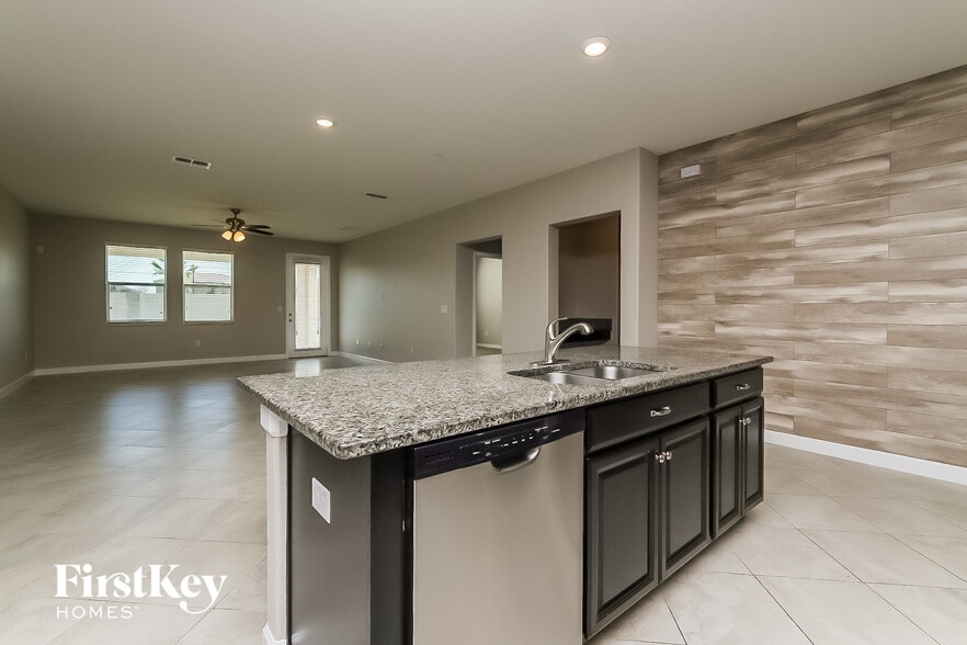 Building Photo - 9924 Victory Gallop Loop