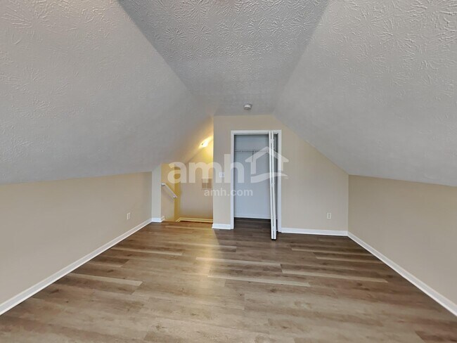 Building Photo - 119 Overlook Ct